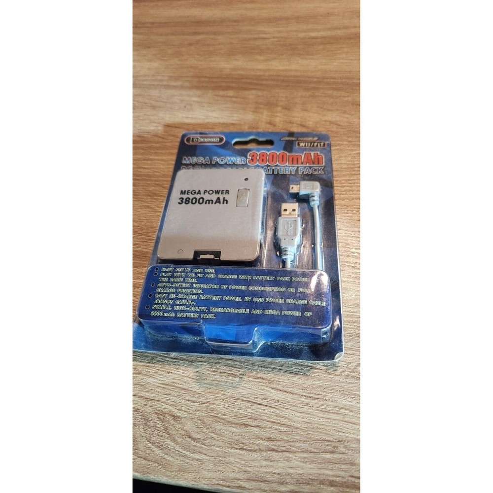 Rare Vintage NOS 3800mAH Dragon Battery Pack For WII Fit!!